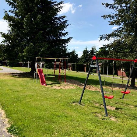 Ab Domki Caloroczne Nad Jeziorem Stęszew Eksteriør bilde